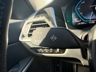 BMW 3-serie Touring 320e High Executive *Laser Koplampen* / 19