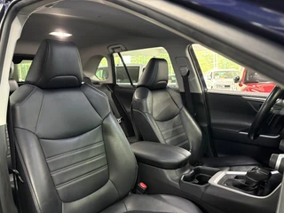 Toyota RAV4 2.5 Hybrid Business/ NL auto/ Bearlock slot/ Navi / 35