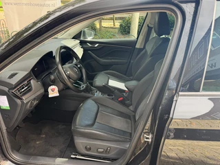Škoda Kamiq 1.0 TSI Business Edition  Airco-Ecc/Alu wielen/Mistl./Navigatie / 18