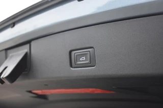 Audi Q4 e-tron 40 Launch edition Advanced 77 kWh MATRIX LED / 13