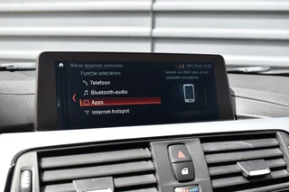 BMW 3 Serie Touring 320i M Sport Shadow  | Virtual Cockpit | Achteruitrijcamera | Groot Navi | HiFi | / 11