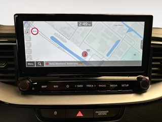 Kia ProCeed 1.0 T-GDI GT-Line | Elektrisch Glazen Schuif / Kanteldak | Apple Carplay / Android Auto | Navigatiesysteem | Stoel + Stuurverwarming | Licht + Regensensor | Parkeersensoren + Camera Achter | Cruise Control | 17” Lichtmetalen Velgen | Climate Control Rijstrooksensor + Correctie / 24