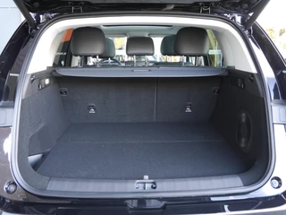 Leapmotor C10 Design 69.9 kWh | uit Voorraad leverbaar | Panoramadak | Elektrische achterklep | 20inch velgen | Camera voor en achter | Lederen bekleding / 15