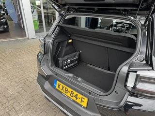 Citroen C3 1.2 Turbo 100pk Max | Apple Carplay/Android Auto | Cruise Control | Dab Ontvanger | Verwarmde Voorstoelen | lichtmetalen velgen 17 Inch / 9
