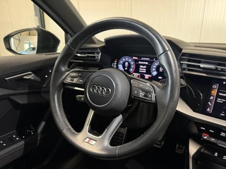 Audi A3 Sportback 35 TFSI 3X S-line Virtual Trekhaak ACC / 17