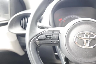 Toyota Aygo X 1.0 VVT-i MT Play|Camera|ACC|Airco| / 19