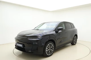 Leapmotor B10 Design ProMax 67.1 kWh | Nu met €1000,- voorraadvoordeel! | WLTP 434km | 750kg trekgewicht | Stoel en stuur verwarming | 360 graden camera | Lederen bekleding | Panoramadak | Led | Regensensor | Sfeerverlichting | Elektrisch verstelbare voorstoelen