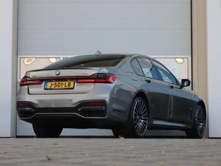 BMW 7-serie 750i xDrive High Executive | M-sport | €190.219 NIEUW!! | Full Options | / 77