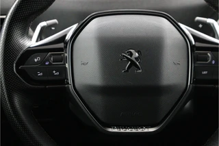 Peugeot 5008 1.2 PureTech Active Pack Business  GT - Trekhaak - All Seasonbanden - Schuif/kantel dak - Virena zekerheidspakket €895 / 25