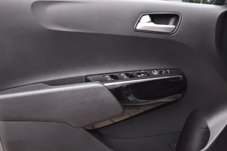 Kia Picanto 1.0 DPI DYN.PLUSLINE ECC / P.CAM. / APPLE/ANDROID / KEYLESS ENTRY / 6
