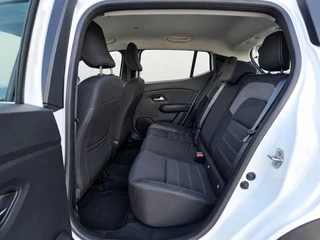 Dacia Sandero Stepway 1.0 TCe Comfort | 1e Eigenaar | Navigatie | Parkeersensoren | Cruise Control | Airco | Stuurbediening | Bluetooth / 13