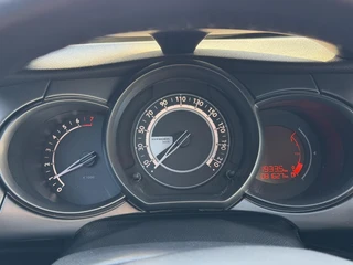 Citroen C3 Feel Edition 1.2 PureTech 82PK Navigatie, Climate Control, Cruise Control, Bluetooth, Elektrische Ramen Voor / 14