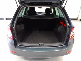 Škoda Fabia Combi 1.0 TSi Greentech Ambition / 32