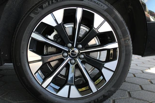 Volvo XC60 2.0 T8 Ultra Bright  | Facelift | Luchtvering | Massage | H/K | Head-Up / 8