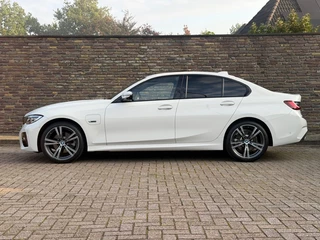 BMW 3 Serie 320E M-Sport Panodak 19 Inch Keyless / 9