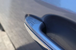 Toyota RAV4 2.5 HYBRID EXECUTIVE JBL NAVI APPLE/ANDROID EL-STOEL MET GEHEUGEN DODEHOEK DETECTIE EL.A.KLEP LED DAB 360* / 7