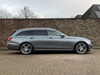 Mercedes-Benz E-Klasse 200 BUSINESS Solution Automaat 19 Inch Trekhaak / 10