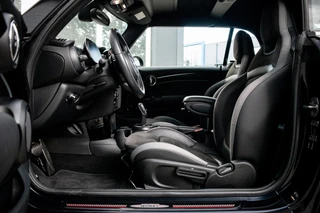 Mini Cabrio 2.0 Cooper S John Cooper Works F1|STOELVERWARMING|ALCANTARA|CARPLAY|CAMERA|LED / 5