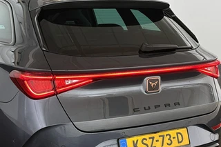 CUPRA Leon Sportstourer 1.4 e-Hybrid Business Panoramadak Stuur-Stoelverwarming Camera / 21
