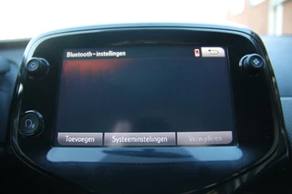 Peugeot 108 1.0 e-VTi Allure / 13
