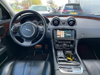 Jaguar XJ 3.0 V6 341 PK SC AWD LEDER SCHUIFDAK LMV / 15