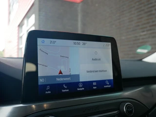 Ford Focus 1.5 EcoBoost Titanium Business NL Auto| Trekhaak| Dealer onderhouden / 16