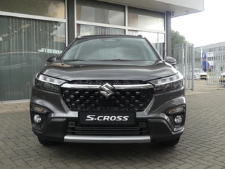 Suzuki S-Cross 1.4 Boosterjet Style Smart Hybrid NIEUWE AUTO, UIT VOORRAAD LEVERBAAR S-Cross Stijl uitvoering, 360 Camera, Climate control, Adaptive Cruise Control, Apple Carplay / Android Auto / 2