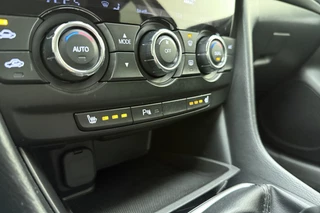 Mazda 6 2.0 TS | Navigatie | Trekhaak  (1.300KG trekgewicht )| Climate control | Stoelverwarming | Parkeersensoren | Cruise control | Extra getint glas / 26