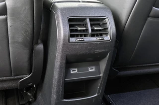Citroen C5 X 1.2 PureTech Plus Automaat Leder Voorruitverwarming Achteruitrijcamera / 32