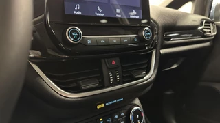 Ford Fiesta 1.0 EcoBoost Hybrid Titanium NAVI CRUISE CARPLAY. / 40