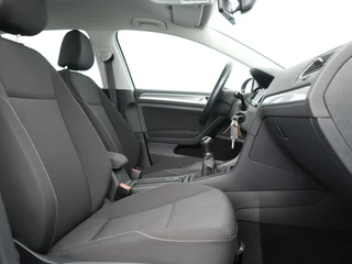 Volkswagen Golf 1.0 TSI Comfortline | Clima | Navi | Lm | Carplay / 5