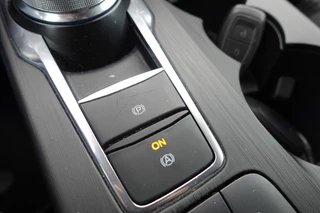 Ford Focus 1.0 EcoBoost Titanium X Business ST Line Winterpakket | LED | PDC | Camera | / 36