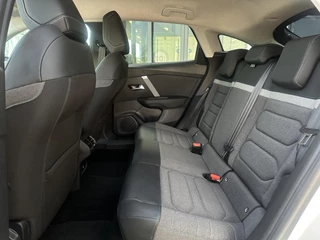 Citroen C4 1.2 Puretech 130pk Business Plus | Trekhaak | Adaptive Cruise Control | Comfort Stoelen | Navigatie | Climate Control | Keyless Entry/Start | DAB | Full LED | Apple Carplay/Android Auto | Parkeercamera/-sensoren | Head-Up Display | / 12