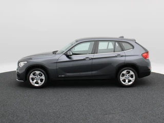 BMW X1 sDrive20i 183 Pk Automaat Executive | Trekhaak | Bi Xenon | Cruise Control | 17 Inch | 132.168 Km !! / 11