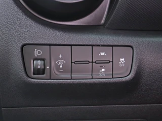 Hyundai Kona EV Comfort Smart 64 kWh | Warmtepomp | 3 fase laden / 20