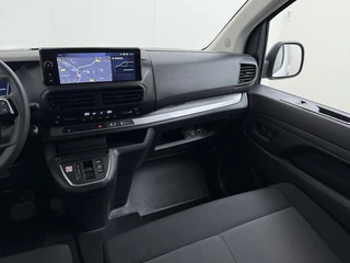 Peugeot e-Expert Long 75 kWh L3 9pl | SOH 95% | CAMERA | NAVIGATIE | BTW VERREKENBAAR | LED | CLIMA | FABRIEKSGARANTIE TOT 11-2027 | ALL-IN PRIJS / 25
