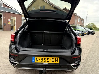 Volkswagen T-Roc 1.0 TSI Style  Camera, App Connect, Elek.Achterklep, Trekhaak / 20