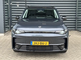Leapmotor C10 Design REEV 28.4 kWh 360 Camera Panoramadak zeer compleet / 2