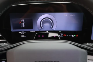 Audi Q6 306pk S edition performance 100 kWh Trekhaak Panoramadak B&O 360Camera Matrix HUD Keyless S-Line / 47