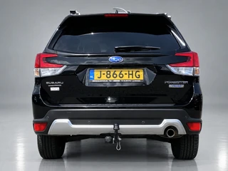 Subaru Forester 2.0i e-BOXER Luxury AUT  | dealer onderh. | leder interieur | trekhaak | adapt. cruise | carplay | memory seat / 7