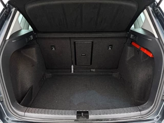 Seat Ateca 1.5 TSI Style Business Intense | Adaptive cruise | Navigatie | Parkeersensoren voor & achter | Camera | NAP | Trekhaak / 23