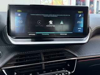 Peugeot e-2008 BWJ 2023 EV GT 136 PK 50 kWh  PANO DAK | KEYLESS | STOELVERW. | HALF LEDER | CAMERA | NAVI | CLIMA | CRUISE | LMV | PDC / 19