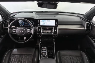 Kia Sorento 1.6 T-GDI Plug-in Hybrid 4WD ExecutiveLine 5p. Panoramadak Trekhaak Stoelventilatie / 8