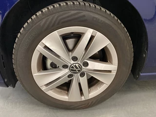 Volkswagen Golf 1.0tsi life 81kW / 10