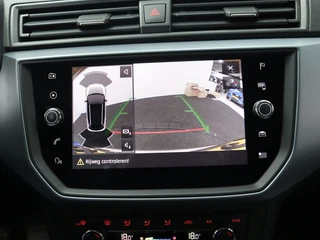 SEAT Arona 1.0 TSI Style Launch | Trekhaak | Navigatie | Camera | Stoelverwarming / 44