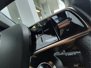 Renault Austral 1.2 E-TECH FULL HYBRID 200 ICONIC AUTOMAAT  Stuurverwarming | 360 Camera | Keyless / 22