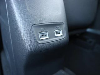 Peugeot 2008 1.2 Hybrid 145 GT / 360 Camera / Navigatie / Voorraad Voordeel / 35
