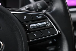 Kia Sportage 1.6 T-GDI Black Edition | LEDER | NAVI | TREKHAAK | STOELVERW | APLE CARPLAY | KEYLESS / 34
