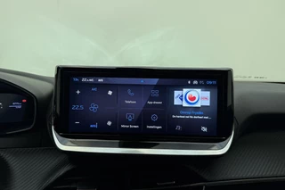 Peugeot 2008 1.2 Hybrid 145 Allure | Climate & Cruise Control | Parkeersensoren voor + achter | AppleCarplay/Android Auto | / 23