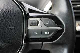 Peugeot 3008 1.2 PureTech Première  | Panoramadak | Camera | Trekhaak | Elekt. achterklep | Navigatie / 19